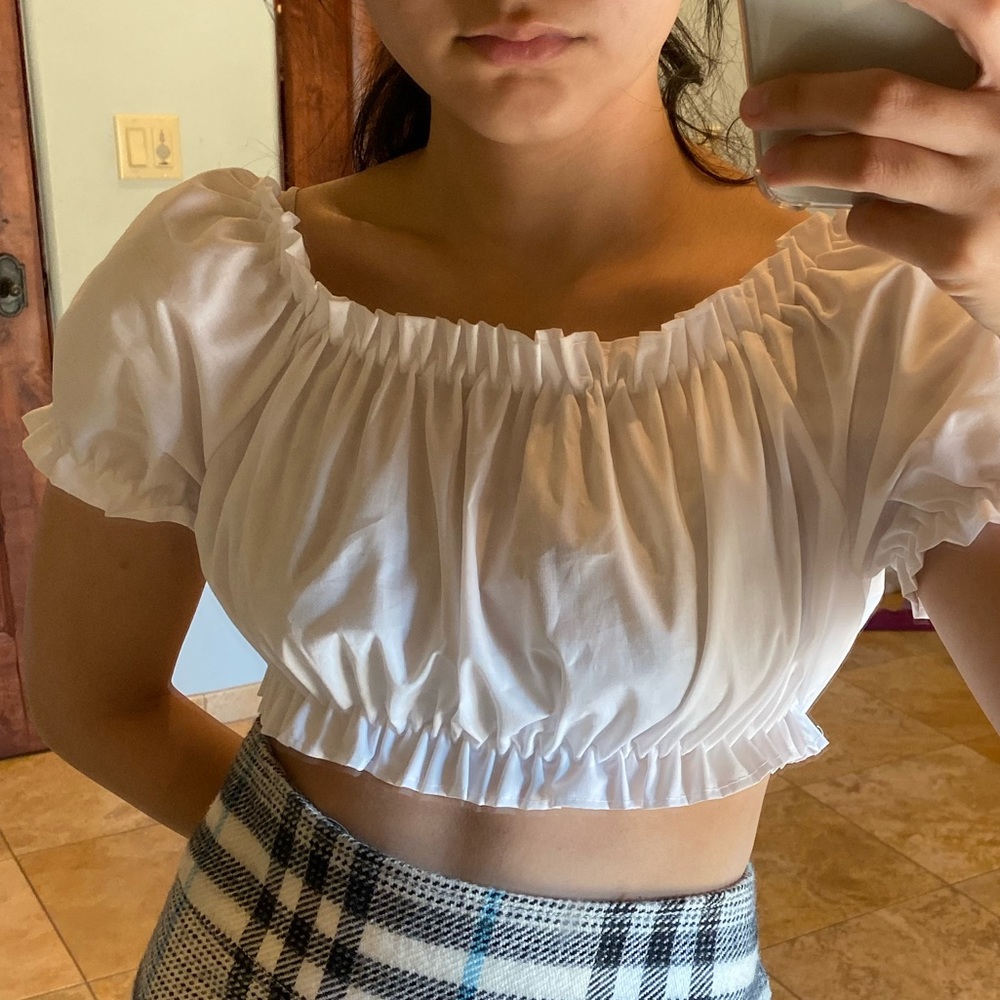 SOLD Milkmaid Peasant Crop Top